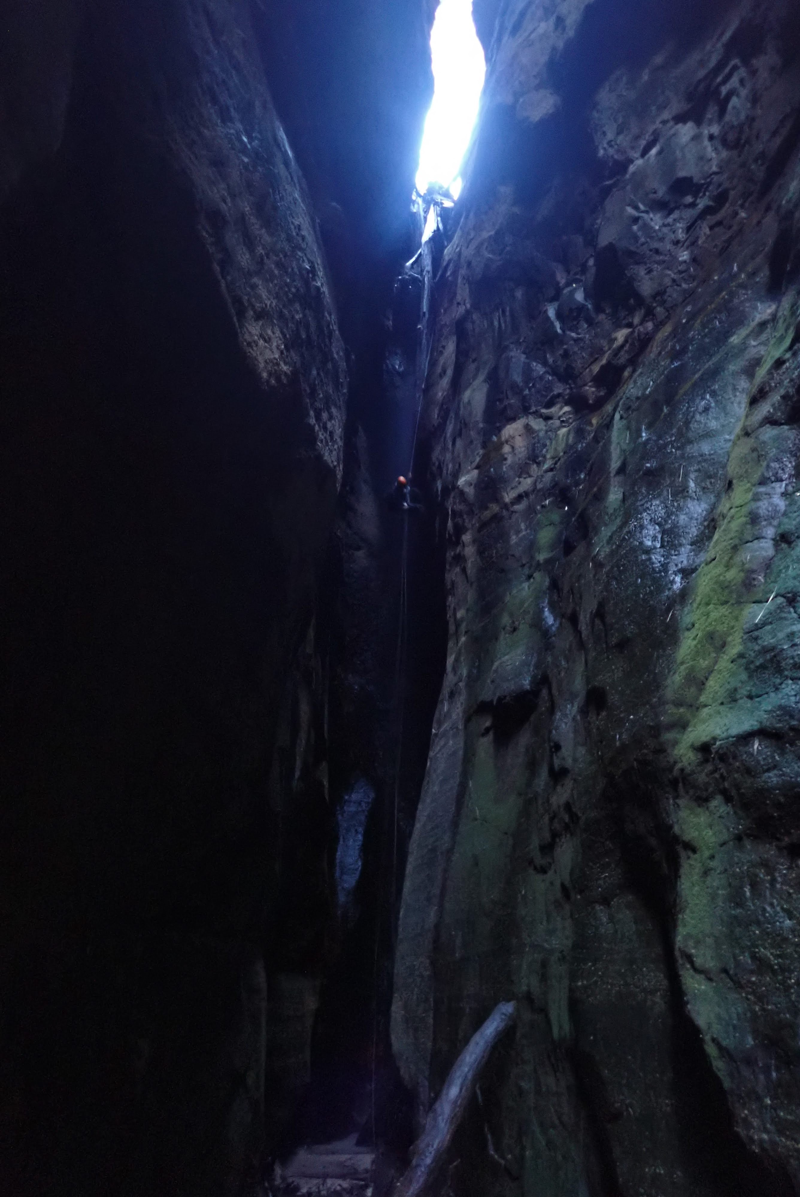 The long abseil in Squiggle was only 30m - our 60m just reached.